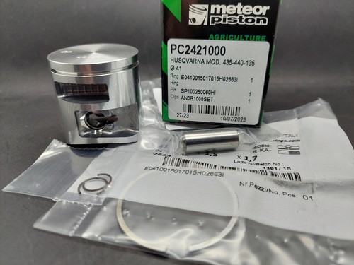 Piston kit for - piston, 135
