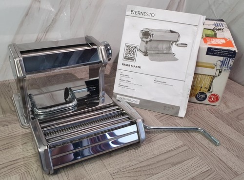 Pasta making machine - machine,
