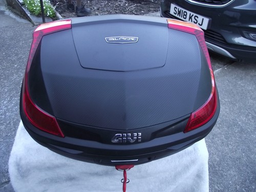 Givi blade b47 monolock - blade, top