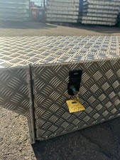 ALUMINIUM CHECKERPLATE TOOL BOX FOR MITSUBISHI L200 2015-2020 BESPOKE WITH KEY