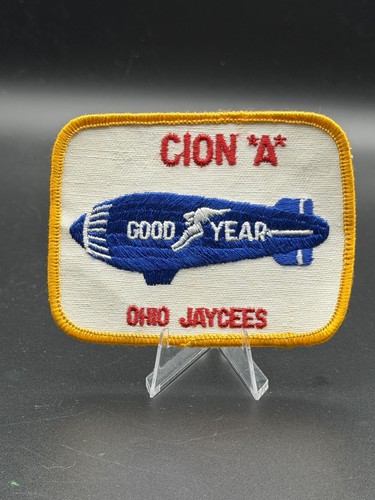 Vintage 1970s goodyear - goodyear, blimp
