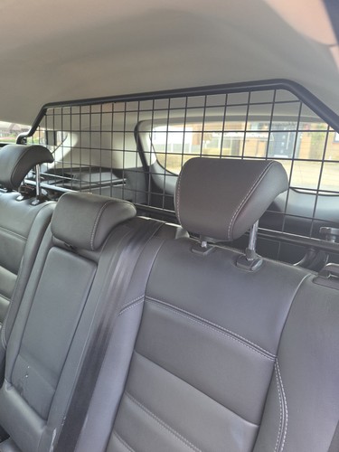 Guardsman ford kuga mk2 dog - kuga,