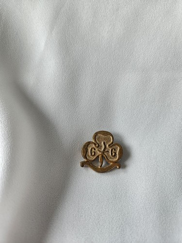 Vintage girl guides trefoil - vintage,