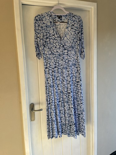 Pretty blue print whistles - pretty,