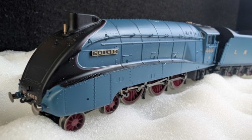 Hornby 120 lner class a4 - hornby,