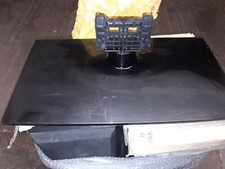 LG50PK590 GENIUE TABLE STAND WITH 4 SCREWS  CONDITION USED 
