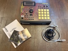Akai MPC2000XL special edition
