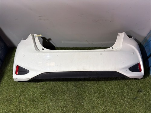 Toyota yaris vitz mk3 2019 - vitz,