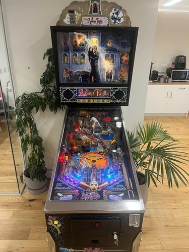 Addams family pinball - pinball, machine