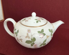 Wedgwood Wild Strawberry
