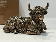 Leonardo Bronze Lying Highland