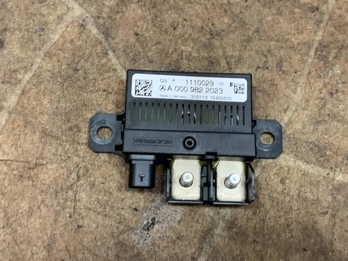 Mercedes benz w204 relays - mercedes-benz,