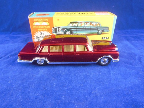 Corgi toys 247 - , mercedes