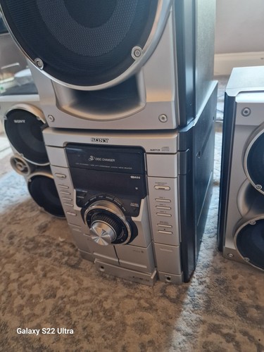 Sony compact disc changer - compact,