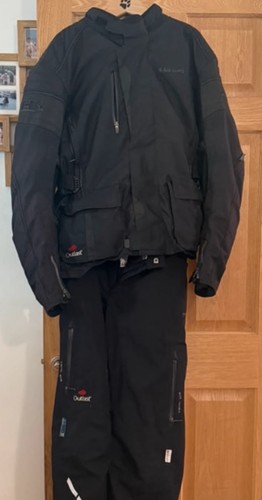 Halvarssons motorbike suit