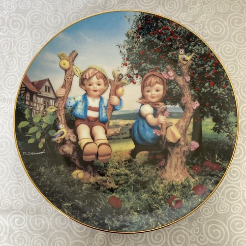 Hummel apple tree - hummel,