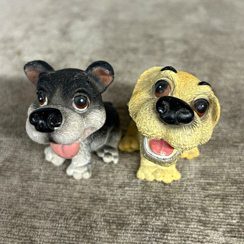 Small resin cartoon dog - resin,