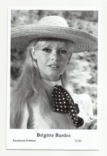 BX96) BRIGITTE BARDOT SWIFTSURE PHOTO POSTCARD (72/40) FILMSTAR PIN UP GLAMOR