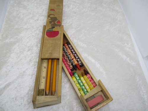 Vintage wooden pencil box - wooden,
