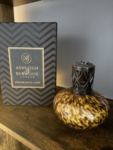 Ashleigh burwood wild cat - &,