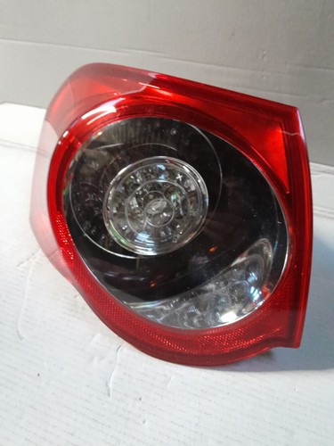Volkswagen passat tail - passat,