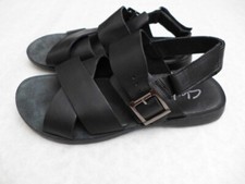 CLARKS Adjustable Buckle Black Leather Wide Cross Straps flat Sandals 10M Men's?