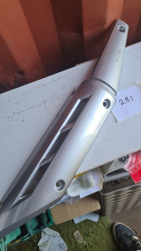 Yamaha ybr125 exhaust trim - exhaust,