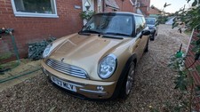Gold Mini Cooper 2003 R50 1.6