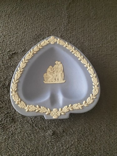 Wedgwood blue jasperware club - wedgwood,