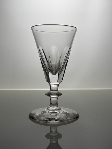 Antique deceptive port gin - deceptive,
