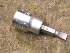 BRITOOL EXPERT 5.5mm SLOTTED SCREWDRIVER SOCKET, 3/8" DRIVE, NEW.