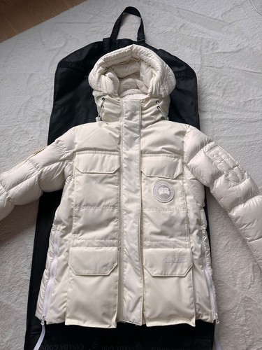 Canada goose paradigm - canada,