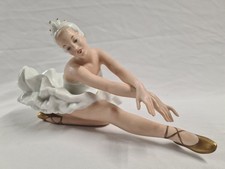 Wallendorf Ballerina Figurine White Dress Gold Shoes Collectible