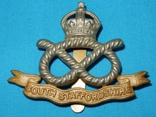 GENUINE WW2 ERA SOUTH STAFFORDSHIRE BI METAL REGIMENT BRITISH MILITARY CAP BADGE