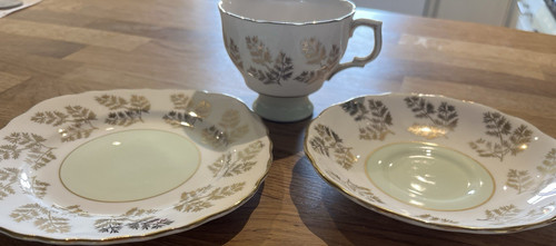Colclough bone china tea cup - colclough,