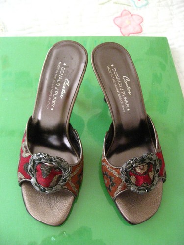 Donald pliner couture - j,
