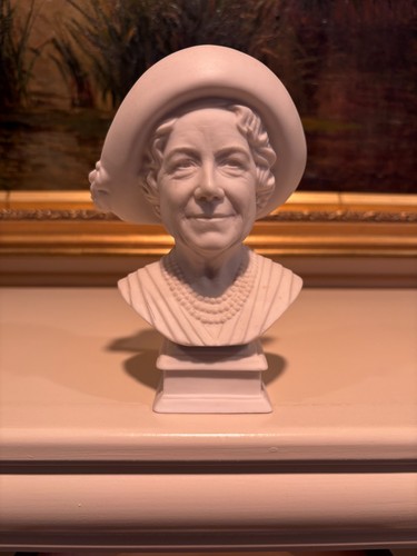 Royal doulton miniature - royal,