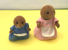 VINTAGE SYLVANIAN FAMILIES
