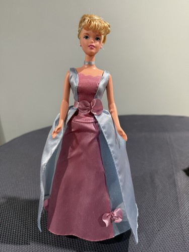 2001 disney princess enchanted - disney,