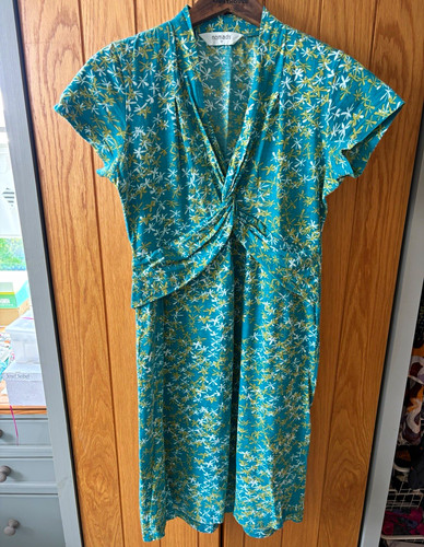 Nomads blue floral - nomads, knee
