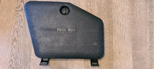 Saab 9000 original toolkit lid - saab,