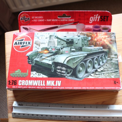 Cromwell tank airfix - cromwell,