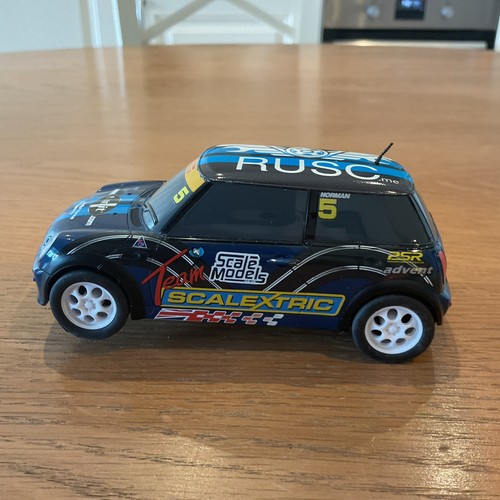 Scalextric c3563 bmw mini - c3563,