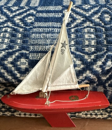 Vintage mid century star - star, yacht