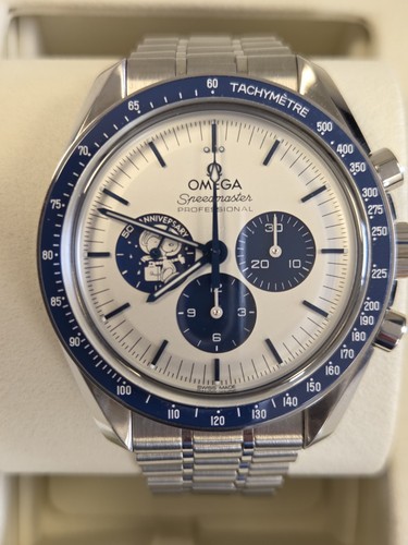 Omega snoopy speedmaster - snoopy,