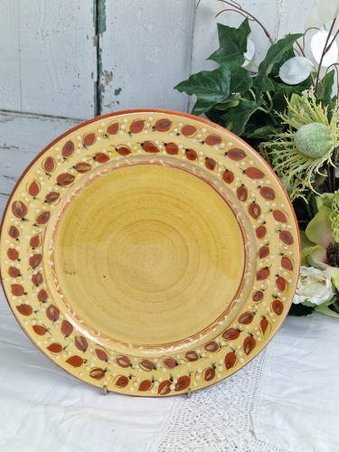 Vintage terracotta slipware - terracotta,