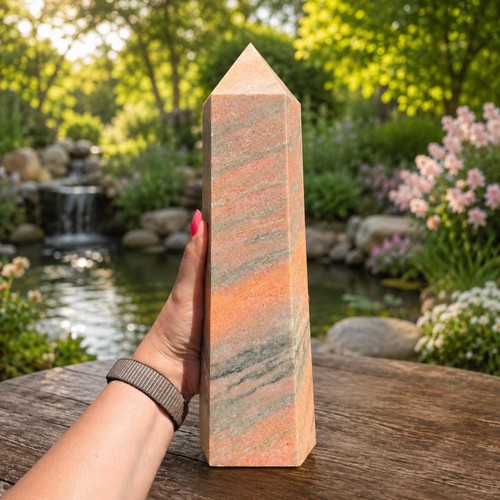 Sunstone 7lb 14oz - , crystal