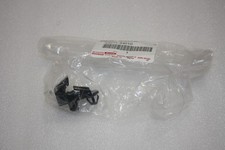 GENUINE Nissan Frontier D22