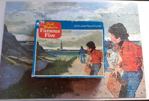 Enid blyton famous five - famous,