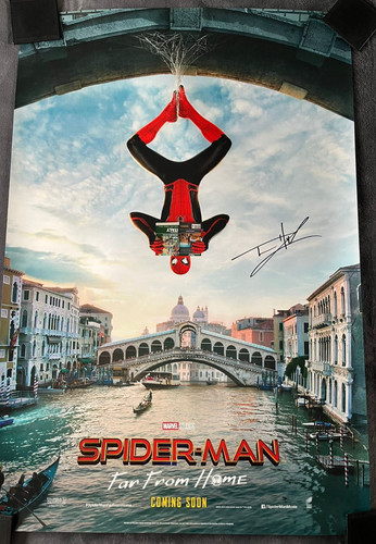 Signed tom holland spider man - signed, spider-man
